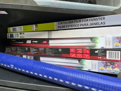 LOT B284 - Lot de films pour vitrages et accessoires de protection solaire – kavel bij Auctionline, Leglise