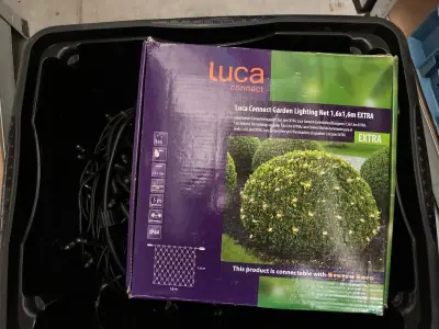 LOT B309 – Bac de rangement avec guirlandes lumineuses Luca Connect – kavel bij Auctionline, Leglise