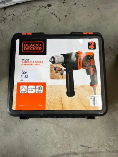 Lot A.38 - Une foreuse BLACK DECKER dans son coffret – kavel bij Auctionline, Leglise