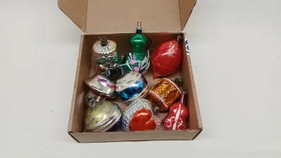 Set vintage kerstballen – kavel bij De Kringwinkel, Zottegem