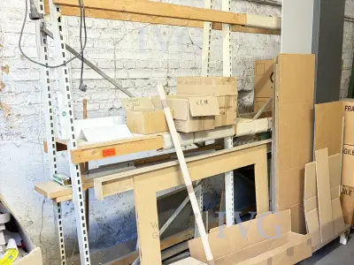 doppelseitiger Materialständer – kavel bij IVG, Stolberg