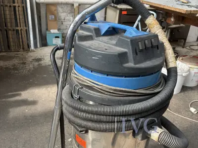 Industriesauger – kavel bij IVG, Stolberg