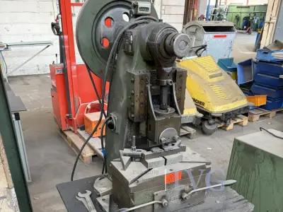 Exzenterpresse BURKARD 6TF – kavel bij IVG, Stolberg