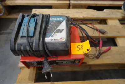 2x Batterijlader – kavel bij Openbare Verkopen, Wielsbeke