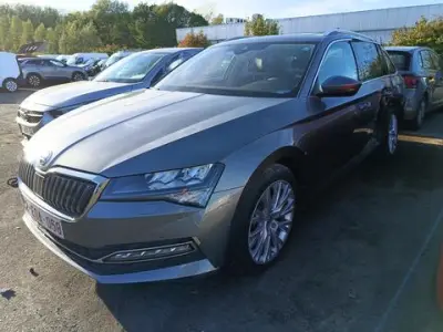 Skoda Superb 1.4 AT – kavel bij Antwerp Auctions, Aartselaar
