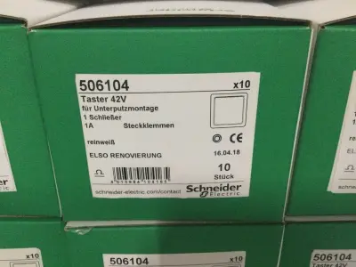 Ca. 10x Dozen van 10 stuks Push Button, 506104, wit – kavel bij Onlineveilingmeester, Zutphen