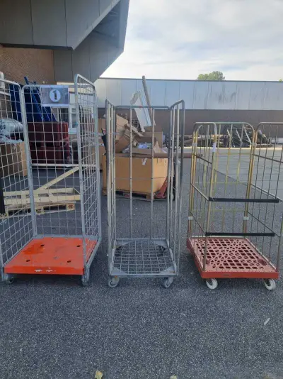 3x Containers, grijs/oranje – kavel bij Onlineveilingmeester, Zutphen