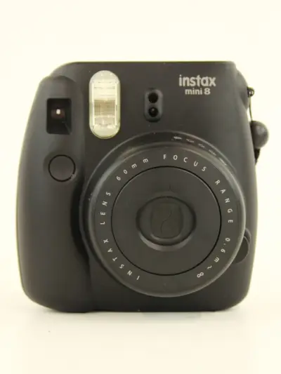 Fujifilm Instax Mini 8 Zwart inclusief Camera Tas – kavel bij De Kringwinkel, Antwerpen