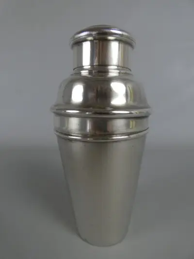Vintage verzilverde metalen cocktailshaker van 1 pint – kavel bij De Kringwinkel, Diest