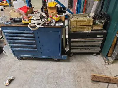 (2x) Diverse gereedschapskarren Force – kavel bij Auctim, Kontich