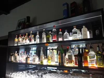 Partij diverse dranken – kavel bij Openbare Verkopen, Kortrijk