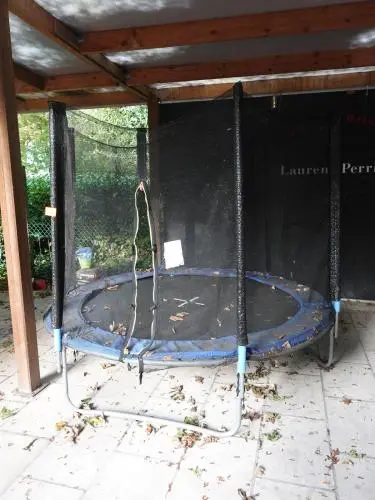 Trampoline – kavel bij Openbare Verkopen, Kortrijk