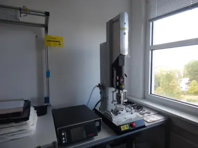 Ultraschall-Schweißmaschine – kavel bij Lueders & Partner, Lüdenscheid