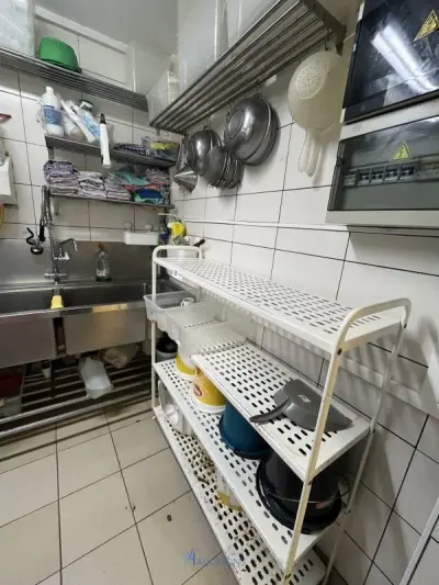 Partij rekken en wandleggers – kavel bij VH Auctions