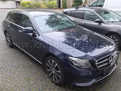 1 Mercedes-Benz E 300 DE T stationwagen – kavel bij Zoll-Auktion, Essen