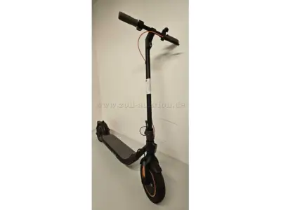 1 ninebot by Segway E-Scooter – kavel bij Zoll-Auktion, Rostock