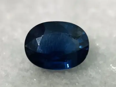Edelsteen - 1.66 carat natuurlijke saffier – kavel bij Onlineveilingmeester