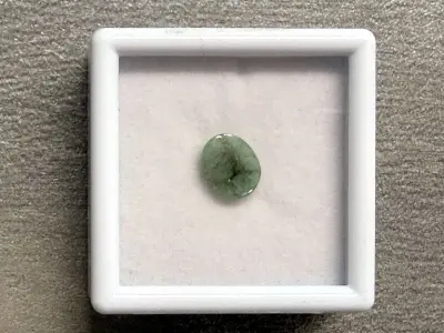 Smaragd - 2.12 carat natuurlijke smaragd – kavel bij Onlineveilingmeester