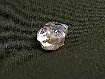 Diamant - 1.90 carat natuurlijke ruwe diamant – kavel bij Onlineveilingmeester