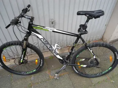 1 Fahrrad Marke MERIDA, 27,5 Zoll, gebraucht – kavel bij Zoll-Auktion, Hildesheim