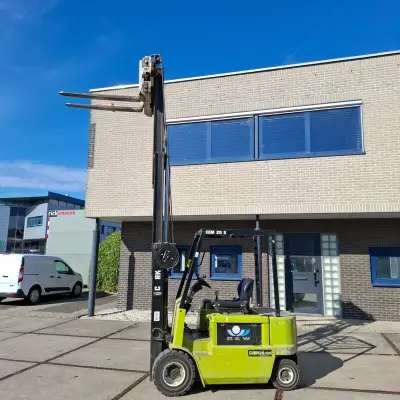 Elektrische heftruck, Clark, CEM 25 S, 2001 – kavel bij Onlineveilingmeester, Almere