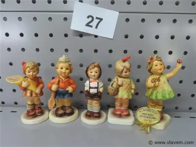 Beeldjes 5 stuks – kavel bij Vlavem