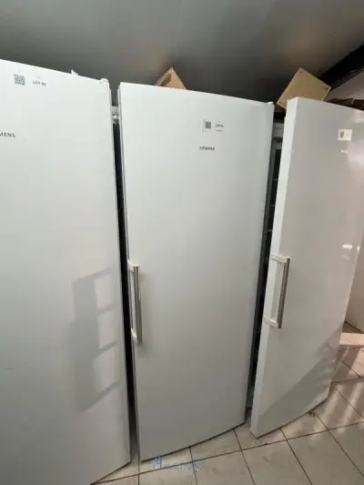 Staande diepvriezer SIEMENS – kavel bij VH Auctions
