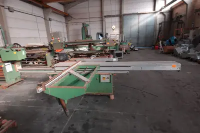 Hout- en metaalbewerkingsmachines – veiling bij Openbare Verkopen, Izegem