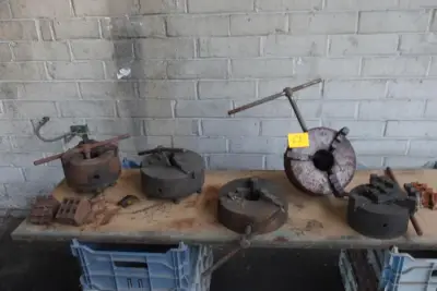 5x Set diverse klauwplaten – kavel bij Openbare Verkopen, Izegem