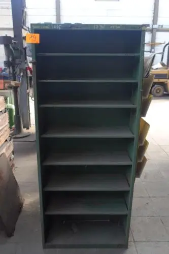 2x Metalen rek – kavel bij Openbare Verkopen, Izegem