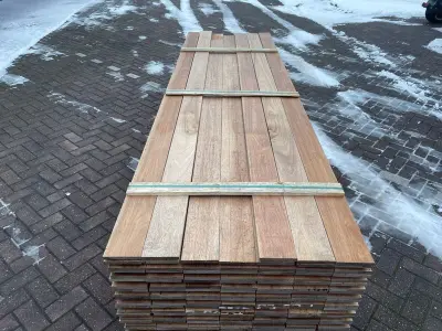 Ca. 69x Guyana Teak Planken Geschaafd, 16x140mm, lengte 350cm – kavel bij Onlineveilingmeester