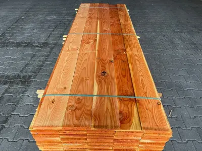 Ca. 60x Douglas Planken Fijnbezaagd, 18x200mm, lengte 500cm – kavel bij Onlineveilingmeester