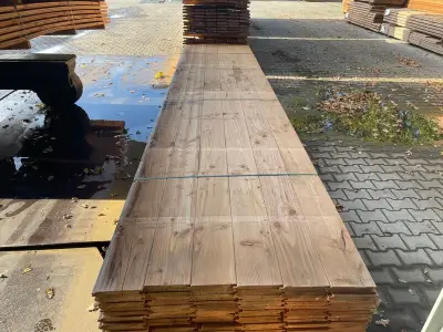 Ca. 144x Douglas Wisselsponning/Halfhoutsrabat, 18x190mm, lengte 500cm – kavel bij Onlineveilingmeester