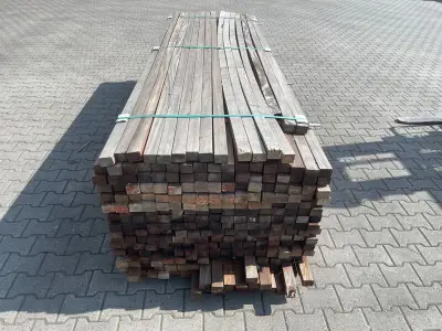 Ca. 272x Hardhouten Onderliggers Geschaafd, 42x57mm, lengte 3/275cm, 269/305cm – kavel bij Onlineveilingmeester