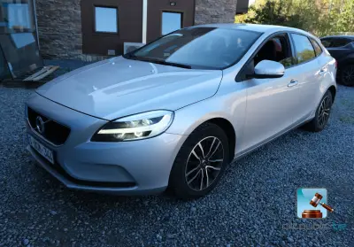 VOLVO V40 – kavel bij Clicpublic, Aywaille