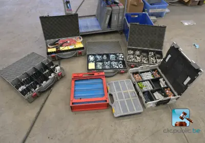 Hardware partij – kavel bij Clicpublic, Aywaille