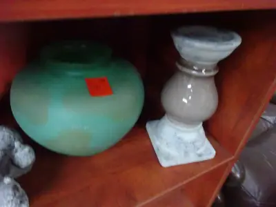 2x vaas H23cm en 27cm – kavel bij Openbare Verkopen, Izegem