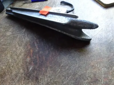Auto embleem 40cm – kavel bij Openbare Verkopen, Izegem