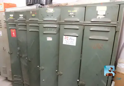 Set kluisjes met inhoud – kavel bij Clicpublic