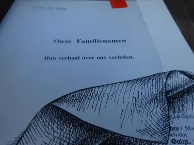 Onze familienamen ALFONS DEBELIE – kavel bij Openbare Verkopen, Izegem