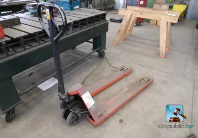 Palletwagen – kavel bij Clicpublic