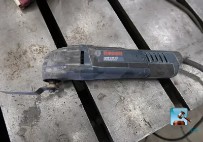 Multifunctioneel gereedschap – kavel bij Clicpublic