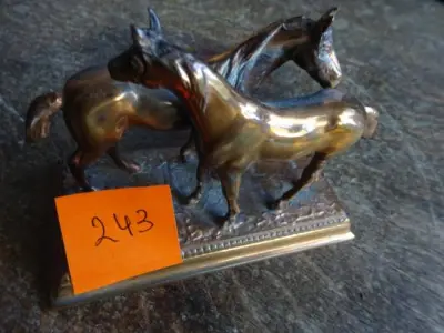 Paar paarden H11cm x 8cm – kavel bij Openbare Verkopen, Izegem
