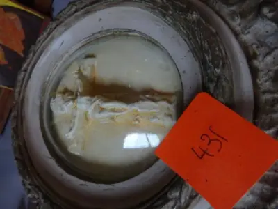 Christus beeld met gebombeerd glas H 26cm – kavel bij Openbare Verkopen, Izegem