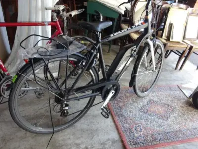Norta electrische fiets met sleutels, batterijen lader, na te zien – kavel bij Openbare Verkopen, Izegem