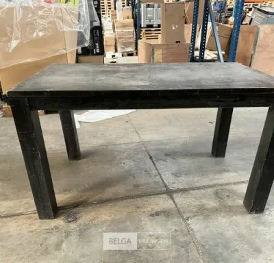 Zwarte houten tafel – kavel bij Belga Veilingen, Lummen