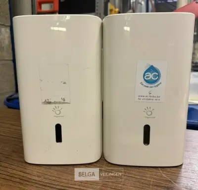 2x Tissuehouder AC – kavel bij Belga Veilingen