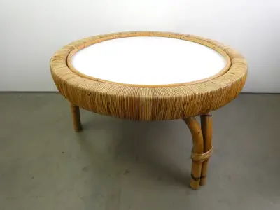 Ronde rotan salontafel met wit blad – kavel bij De Kringwinkel, Heverlee