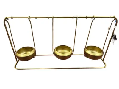 Standaard met drie waxinehouders goud – kavel bij XL Auctions