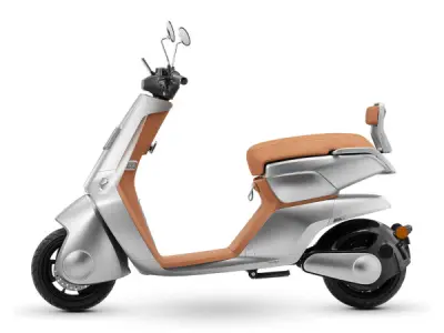 Keren Stardust elektrische scooter – grijs – 45 km/u – kavel bij XL Auctions